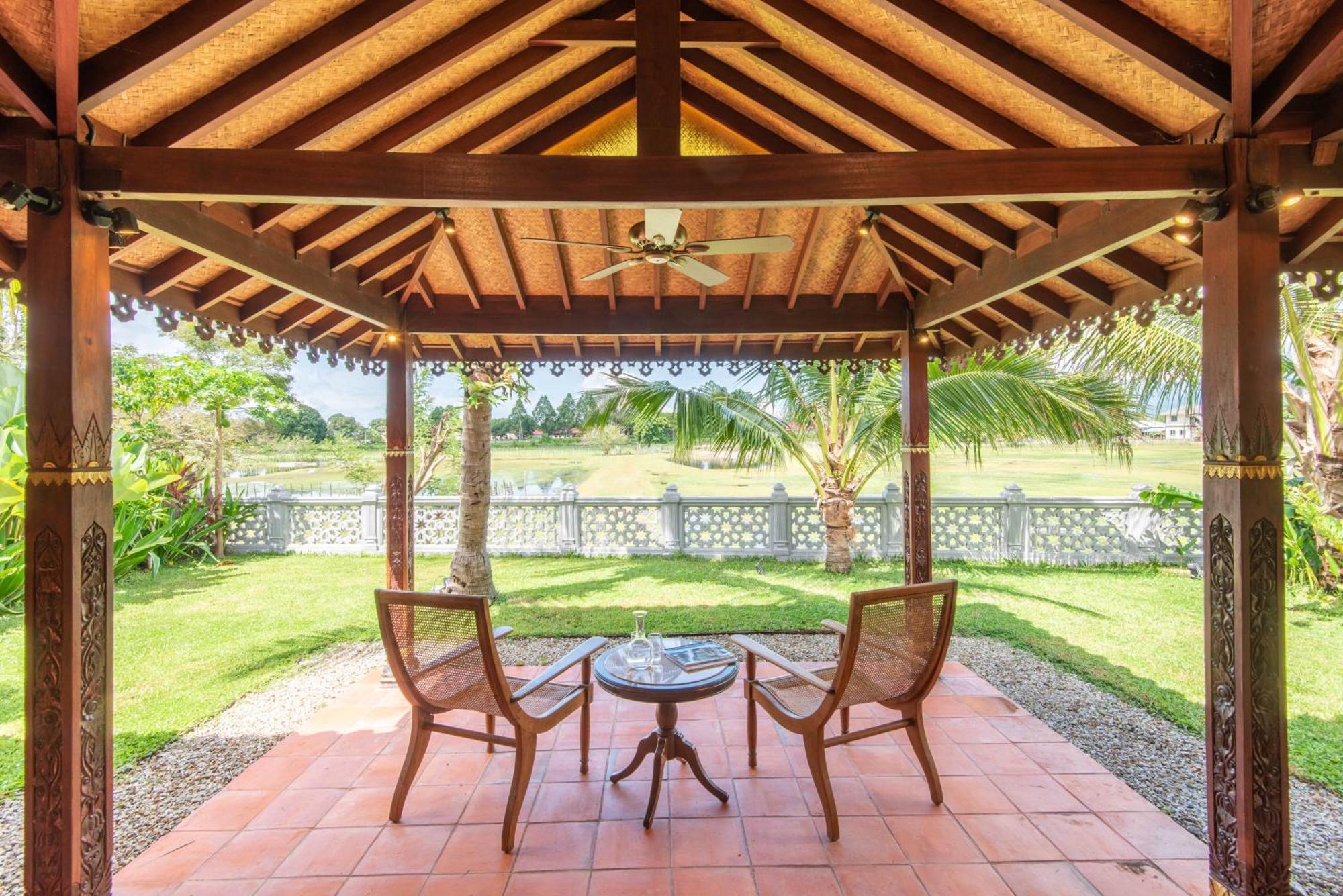 Limasan Villa Langkawi パンタイ・サナング エクステリア 写真