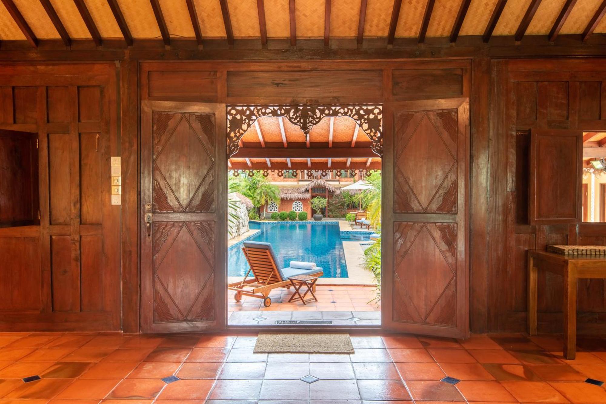 Limasan Villa Langkawi パンタイ・サナング エクステリア 写真