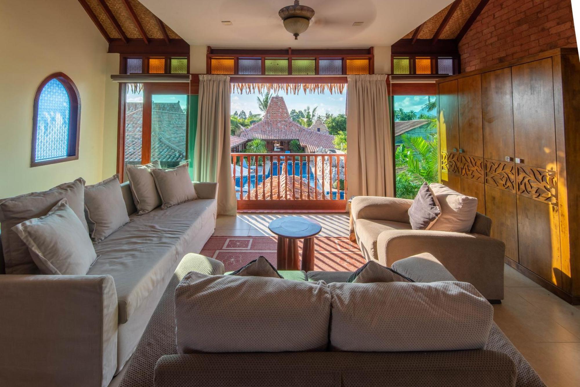 Limasan Villa Langkawi パンタイ・サナング エクステリア 写真