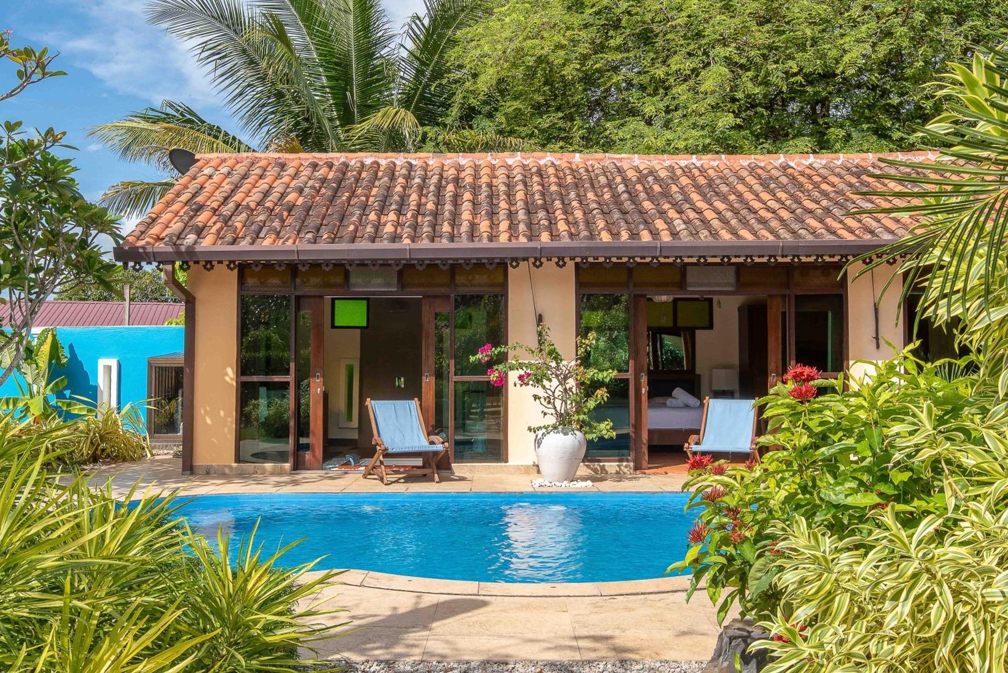 Limasan Villa Langkawi パンタイ・サナング エクステリア 写真